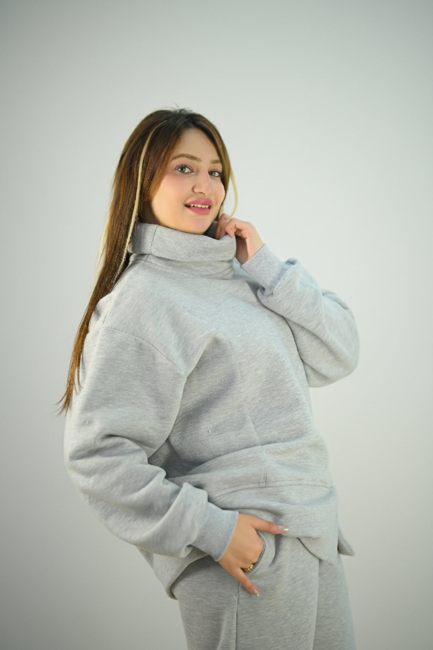 Grey High-necked Set